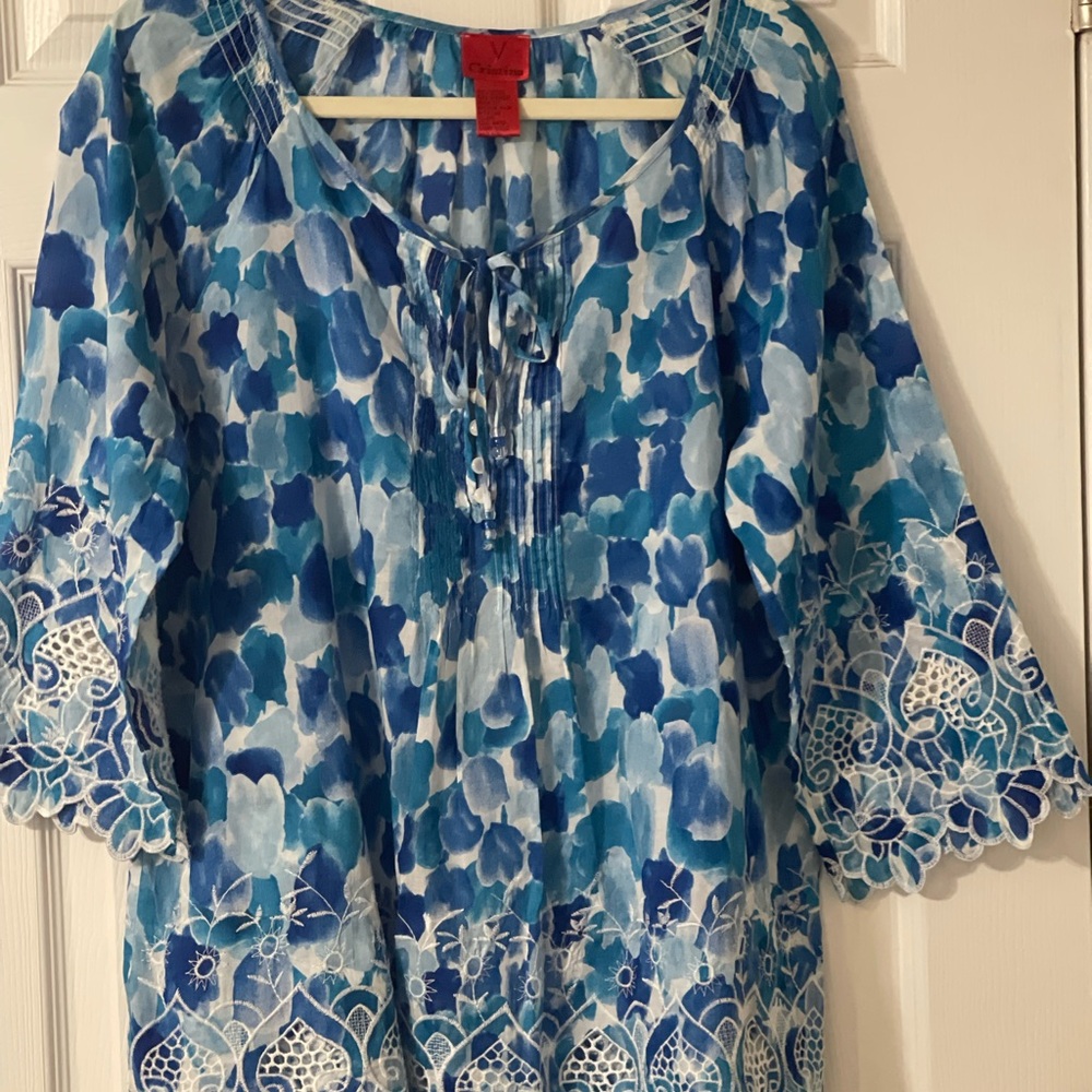 V Cristina Blue and White Patterned Blouse 100% Cotton Size L